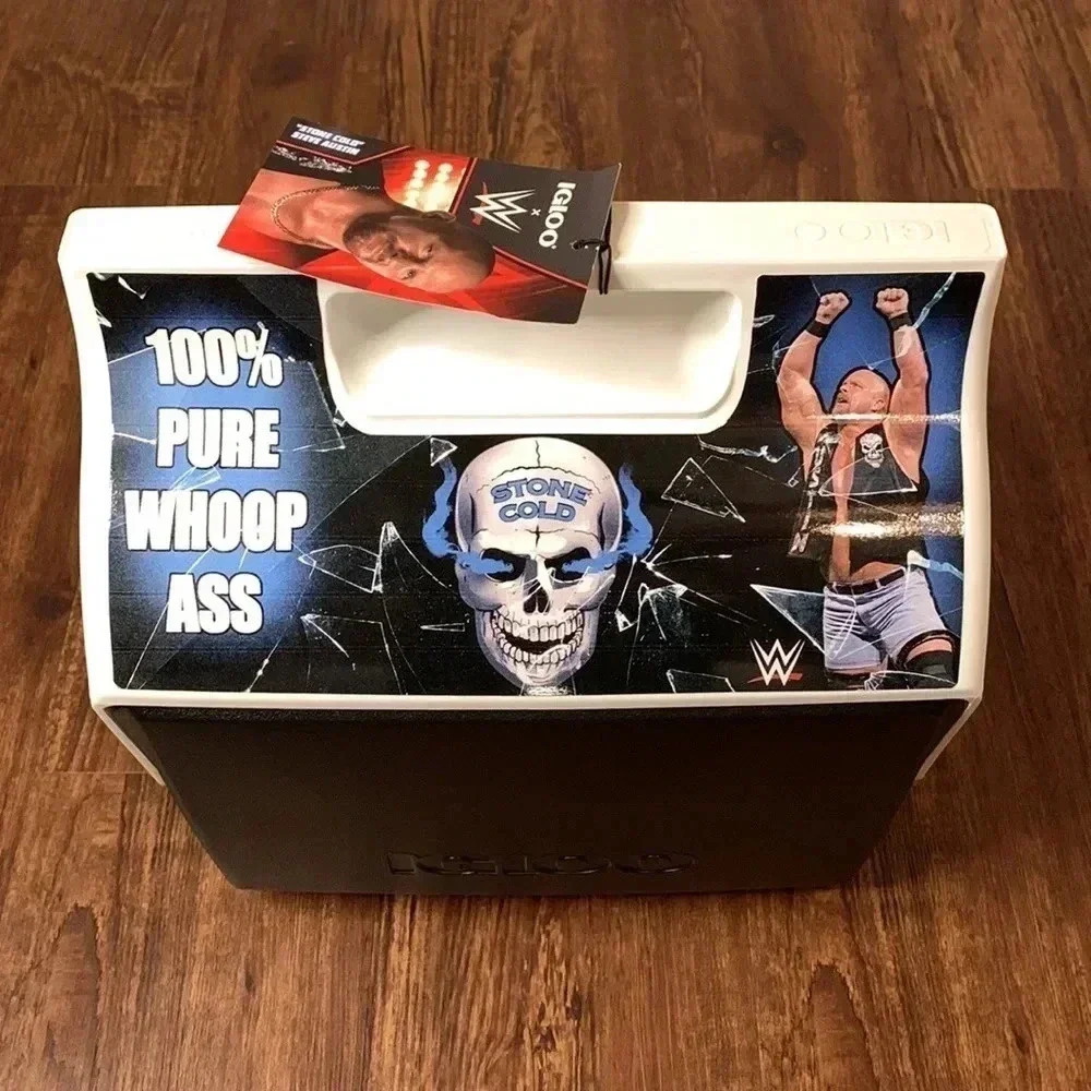 WWE 9 Cans Insulated Cooler Stone Cold Steve Austin Igloo Playmate New